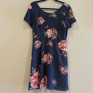 Skies are‎ Blue Navy Floral Short Sleeve Fit and Flare Dress Size Medium